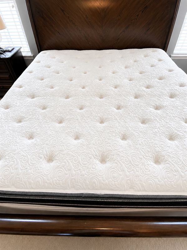 Professionally cleaned mattress in a Fredericksburg home